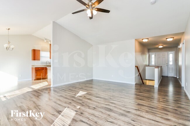 Photo - 25 Landon Way Ct