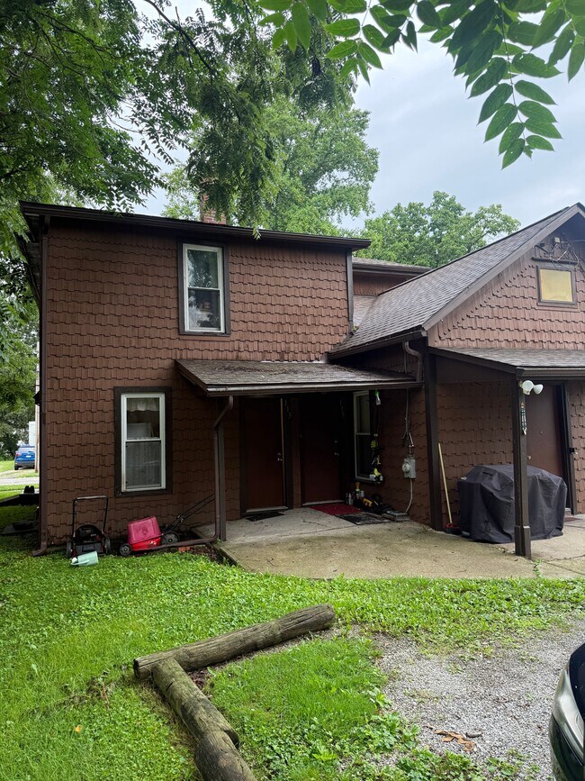 Photo - 113 S Broadway Unit 2