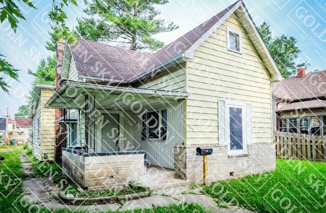 Photo - 315 N Vine St House