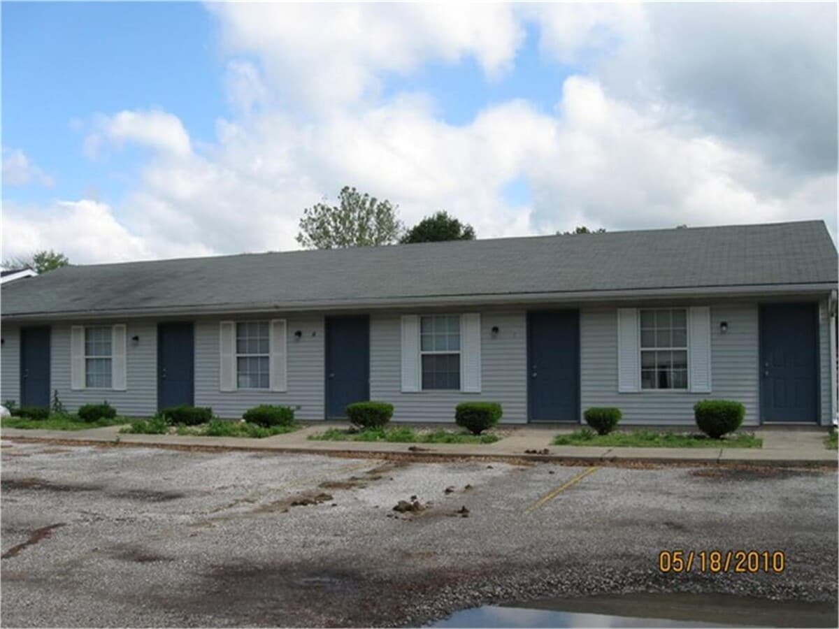 Photo - 8310 S US Highway 41 Apartment