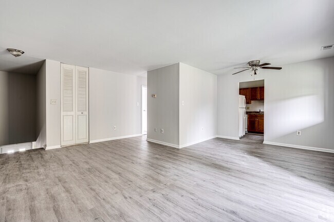 2HAB, 1BA - 1,080 ft² - Orchard Court Apartments