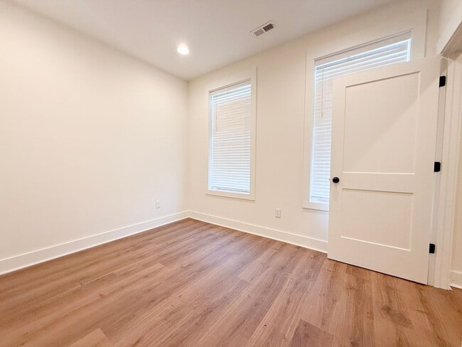 Photo - 3-Bedroom, 3-Bath Multi-Level Home with 2-Car Garage Near Downtown Cookeville