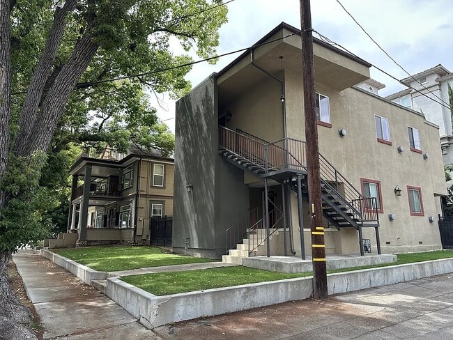 Photo - 165 Chestnut St Unit 22