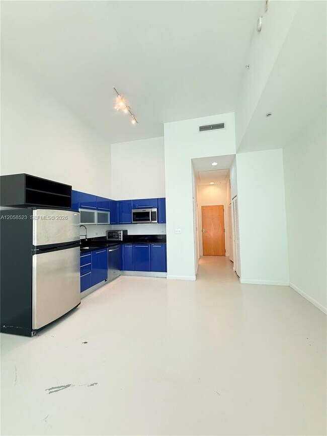 Photo - 244 Biscayne Blvd Unit 250