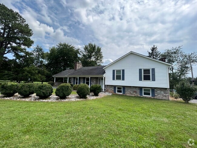 Building Photo - 2671 Thomas Jefferson Pky Unit Home In Palmyra