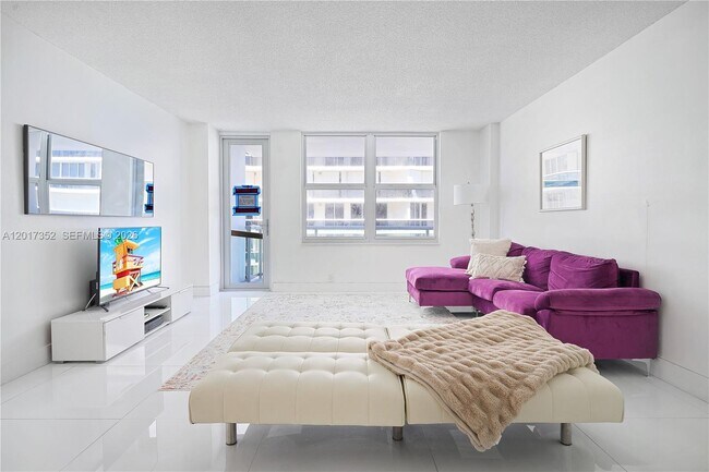 9511 Collins Ave Unit 901