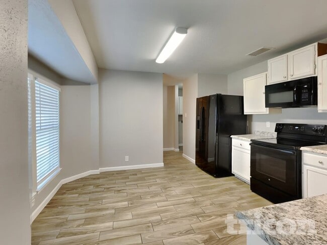 Photo - 7150 Elk Trail