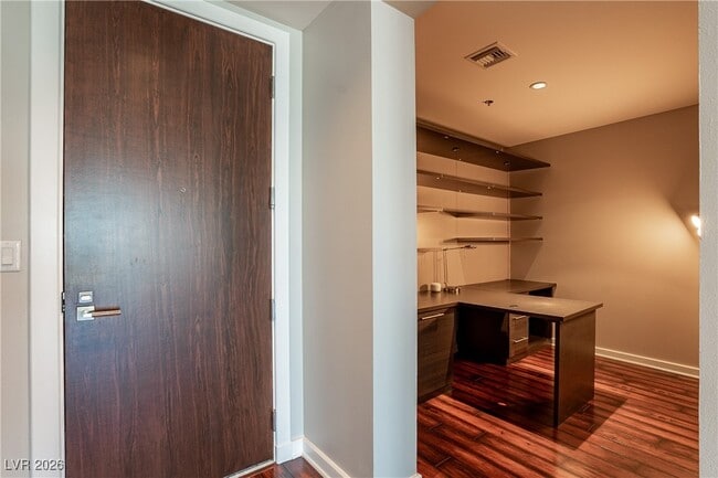 Photo - 4471 Dean Martin Dr Unit 1008