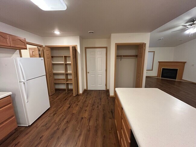 Photo - 4724 Southridge Ct Unit 1