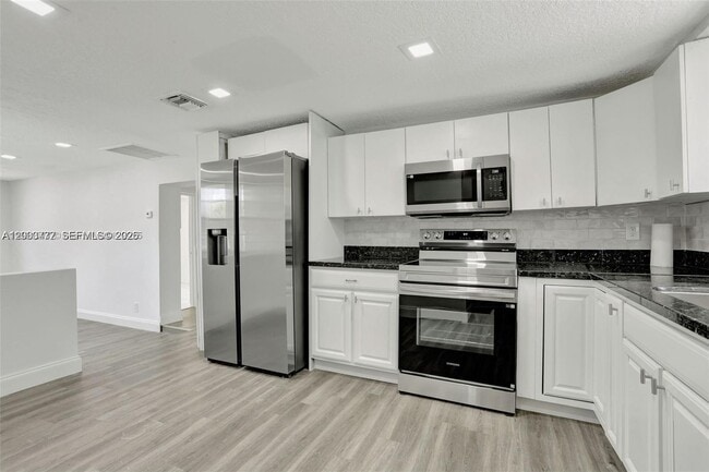 2701 NW 18th Terrace
