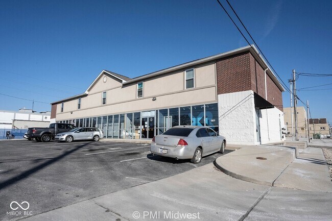 Photo - 1702 W Michigan St Unit 10