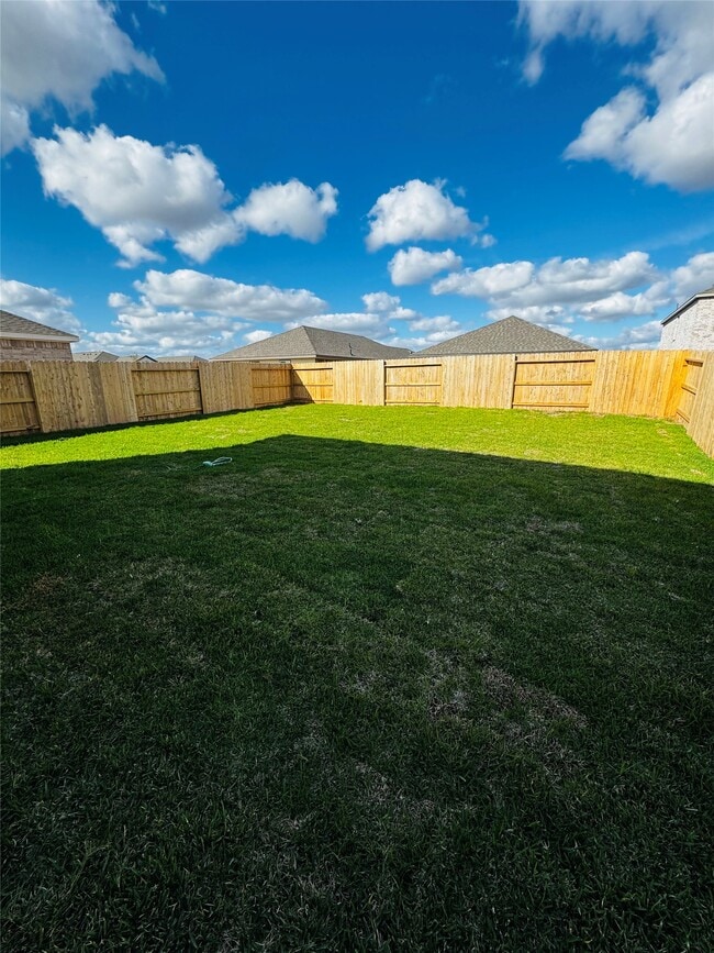 Building Photo - 2407 Cherry Ruby Dr