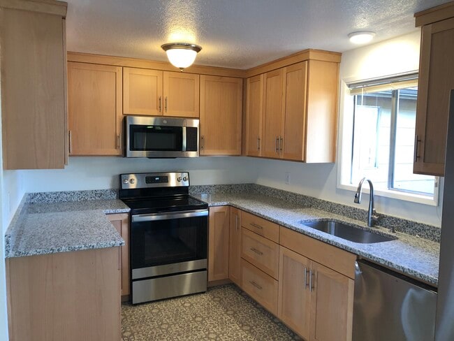Photo - 692 Dalke St E Unit Remodeled Duplex