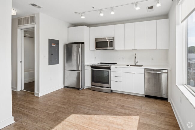 Studio - 322SF