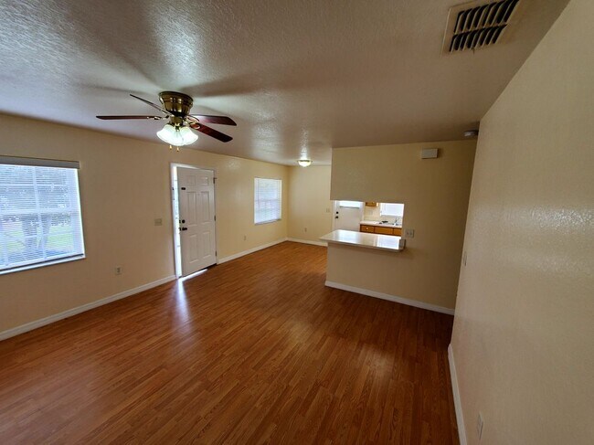 Photo - 1022 Church St