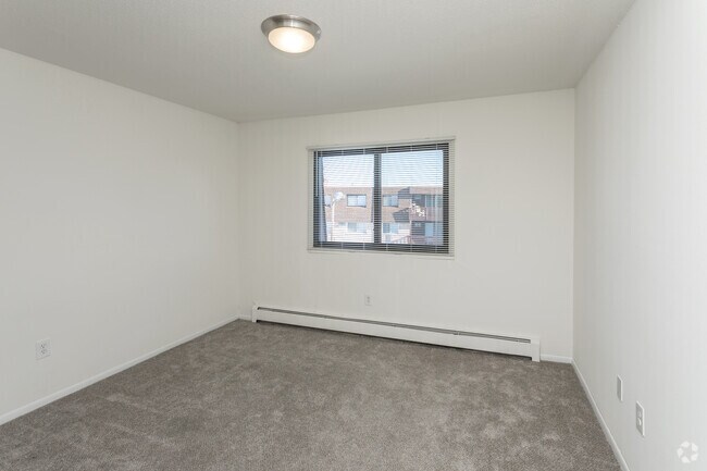 1HAB, 1BA - 700 ft²