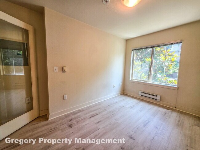 Photo - 700 E Denny Way Unit 208
