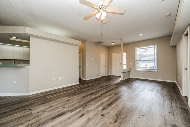 Photo - 7129 Captiva Cir