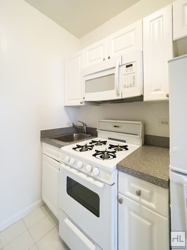 Photo - WEST 56 STREET Unit 4B