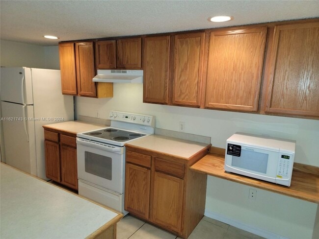 Photo - 9907 Westwood Dr Unit 15-2