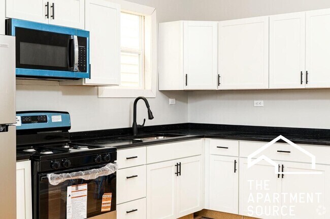 Building Photo - 3714 W Cortland St Unit 1F Rental