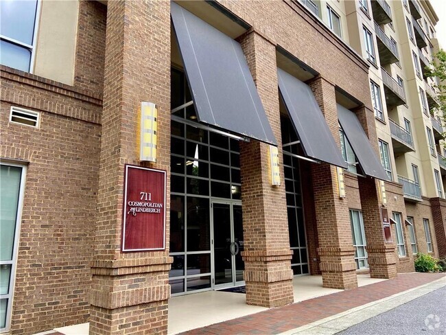 Building Photo - 711 Cosmopolitan Dr NE Unit 435 Rental