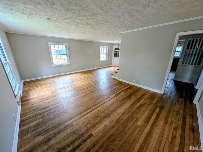 Photo - 636 W University Ave