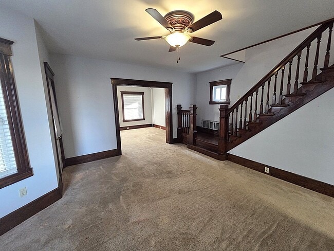 Photo - 411 Bennett St