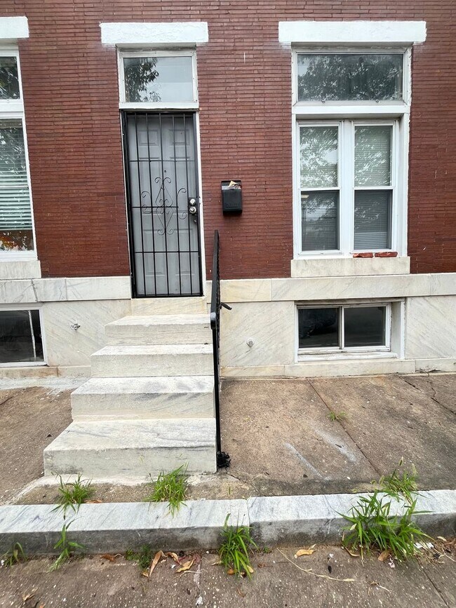 Photo - Beautiful 3 Bedroom 1 Bathroom East Baltimore Town Home