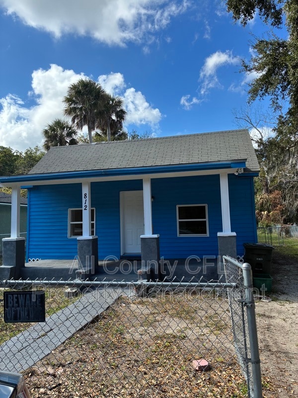 Building Photo - 812 Marion St