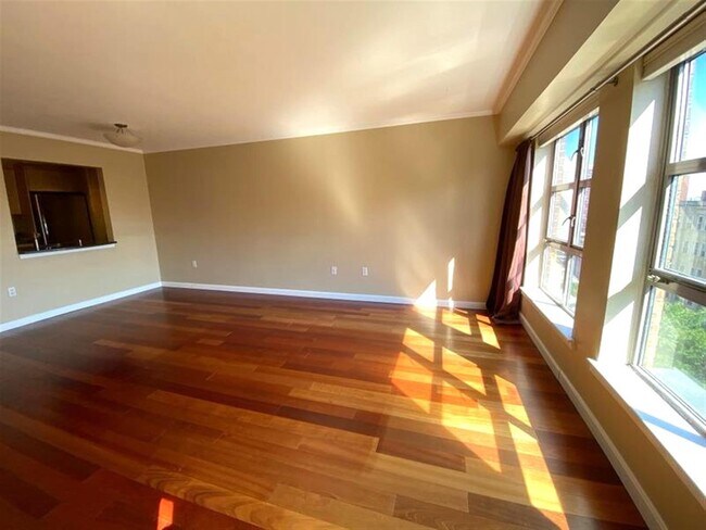 Photo - 931 Massachusetts Ave Unit 505