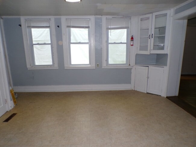 Photo - 74 N Main Ave Unit 1