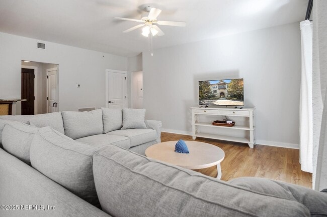 Building Photo - 945 Registry Blvd Unit 210