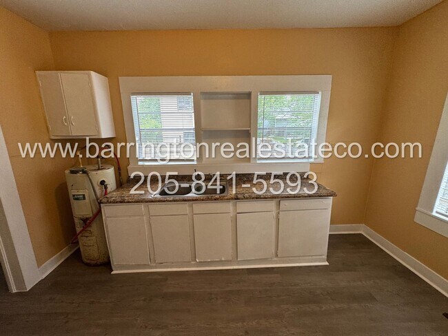 Photo - 806 4th Ave N