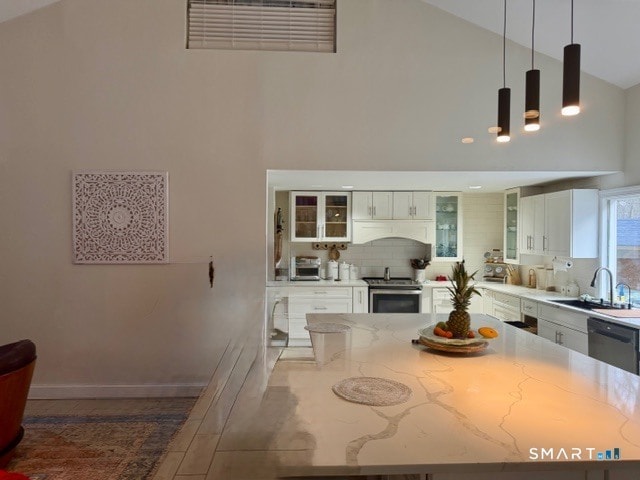 Photo - 24 N Calvin Rd