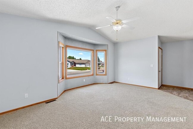 Photo - 3738 Park Dr