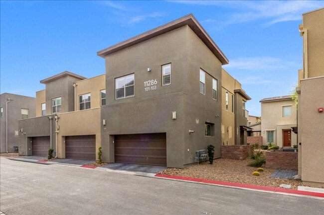 Photo - Luxurious, Modern, Completely Renovated 3 Bedroom Home In the Heart of Summerlin