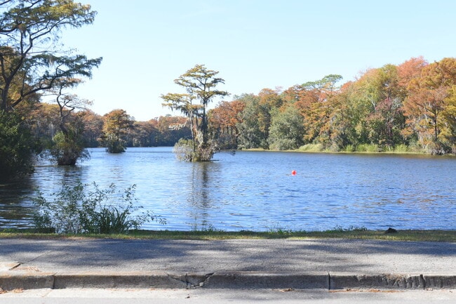 Photo - 2109 Wisteria Dr