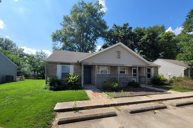 Building Photo - 2838/2840 Plaza Ln Unit 2840 Plaza Ln