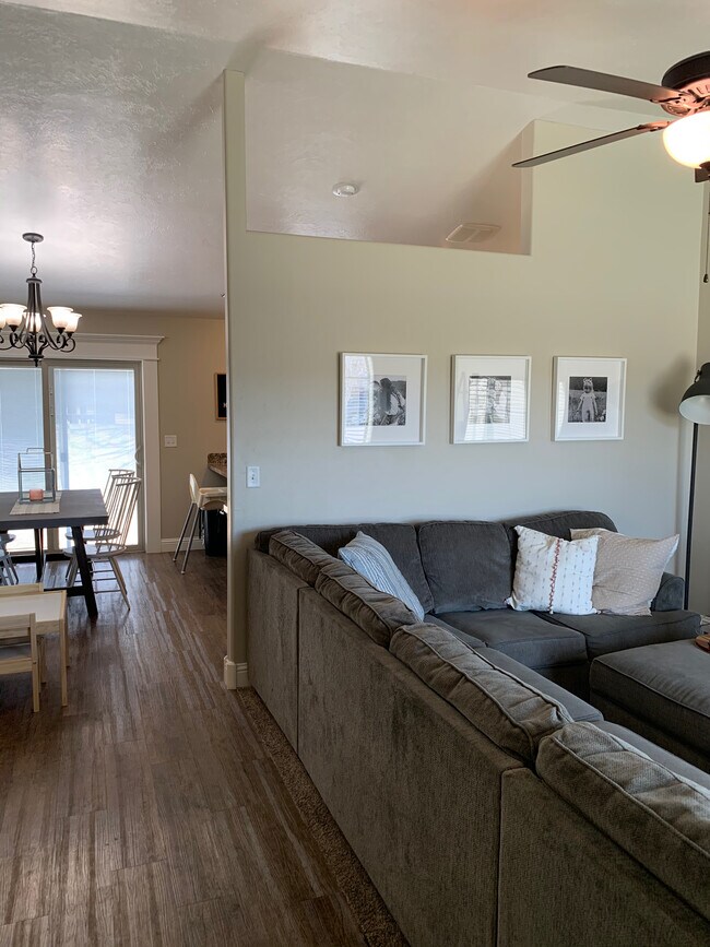 Photo - 4241 Liberty Dr