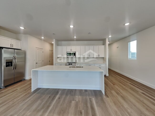 Photo - 4552 Camden Bridge St