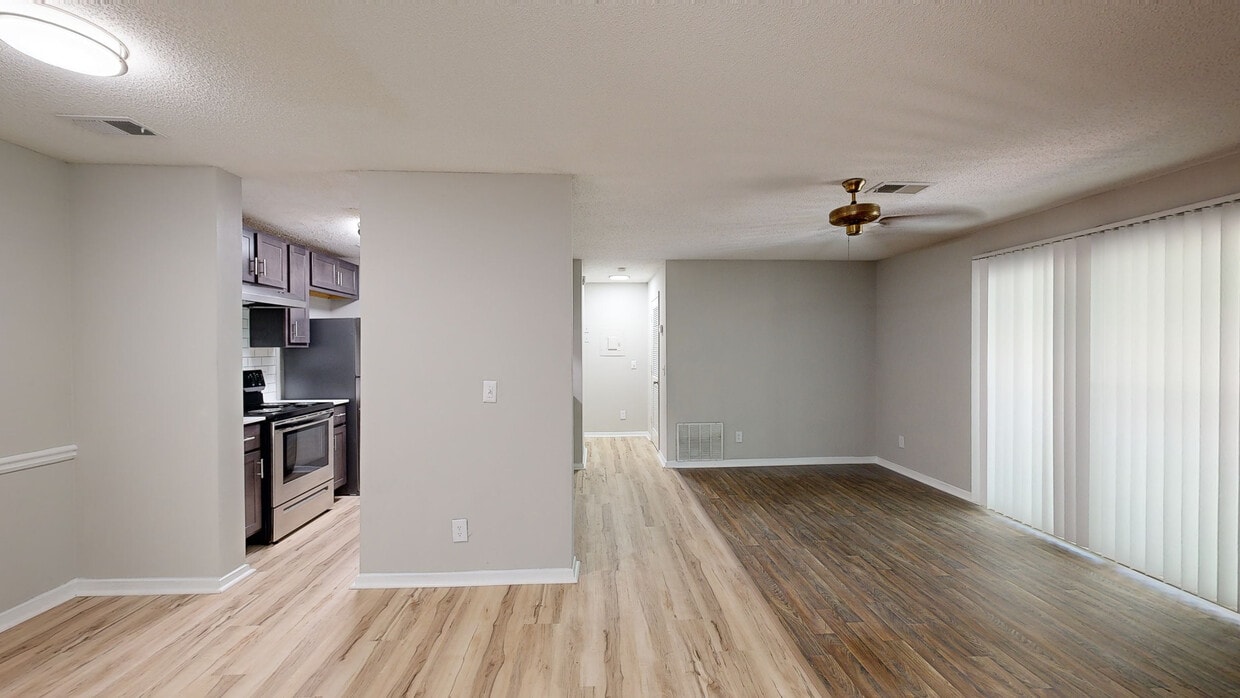 Photo - Waldan Pond Apartments