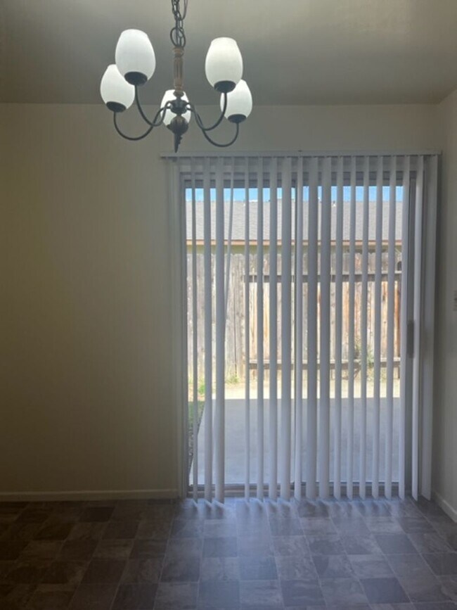 Photo - 2200 Courtleigh Dr Unit D