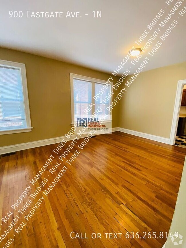 Building Photo - 900 Eastgate Ave Unit 1N Rental
