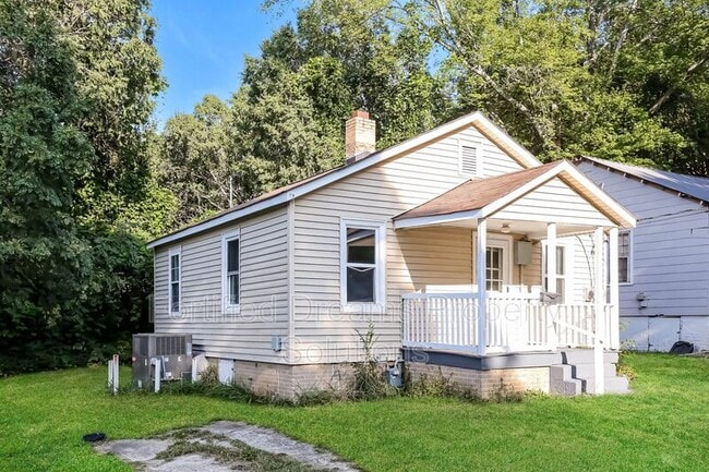 Photo - 1704 Lincoln Ave