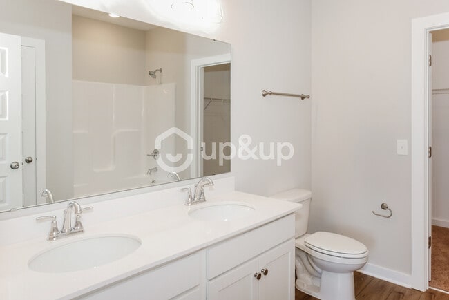 Photo - Fantastic 4bd/2ba home! Coming soon!
