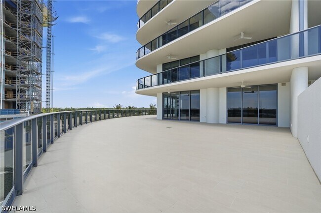 5100 Seagrass Blvd Unit 201