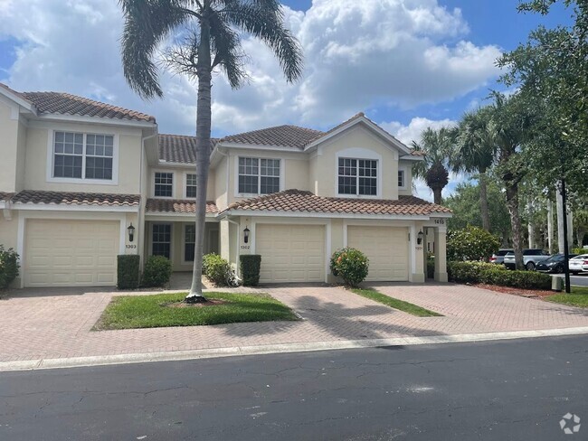Building Photo - ** BEAUTIFUL UNFURNISHED 3 BED\2 BATH LAKE... Unit 1302 Rental