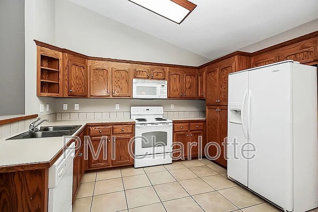 Room in House on S Ridge Ave
