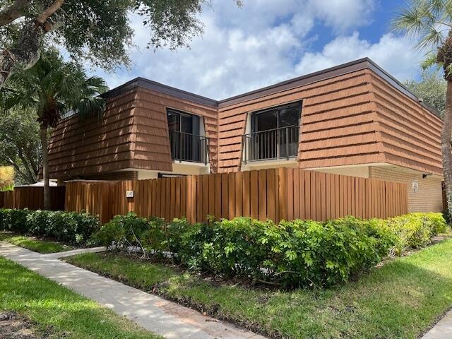 Building Photo - 3245 32nd Ct Rental